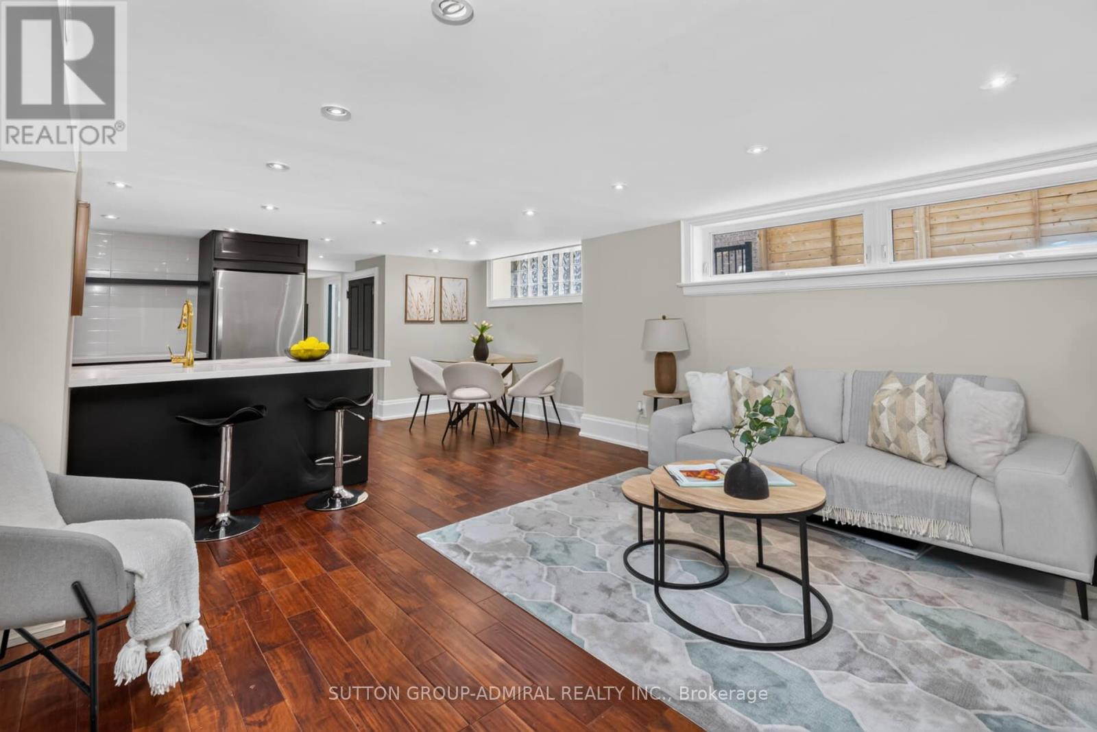 63 WESTBURY CRESCENT - 29