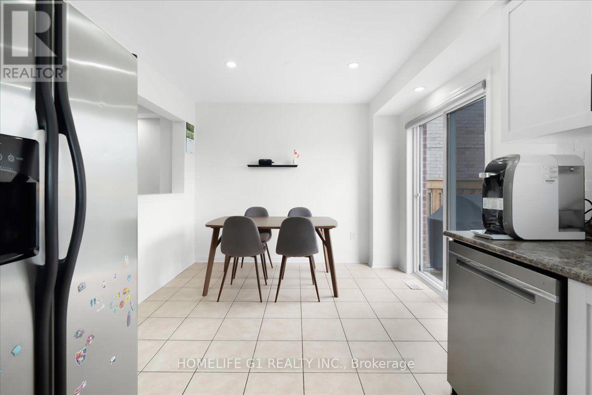 70 TARQUINI CRESCENT - 15