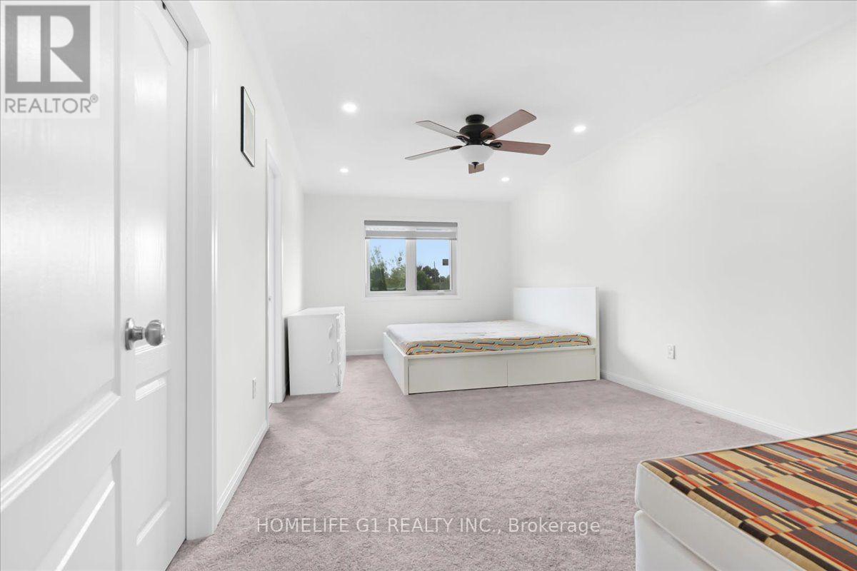 70 TARQUINI CRESCENT - 18