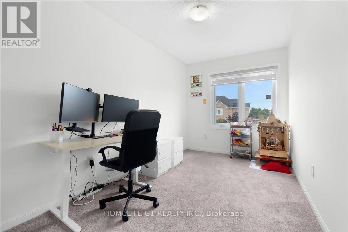 70 TARQUINI CRESCENT - Image 27
