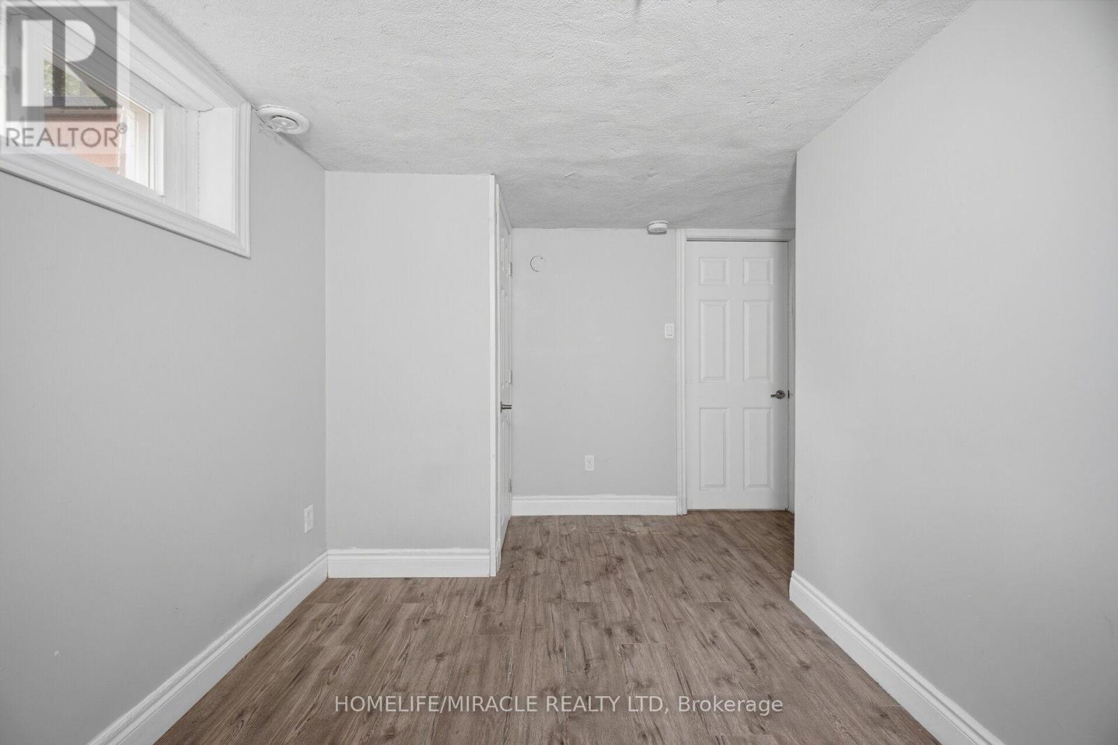 199 ALLEN STREET E - Image 43