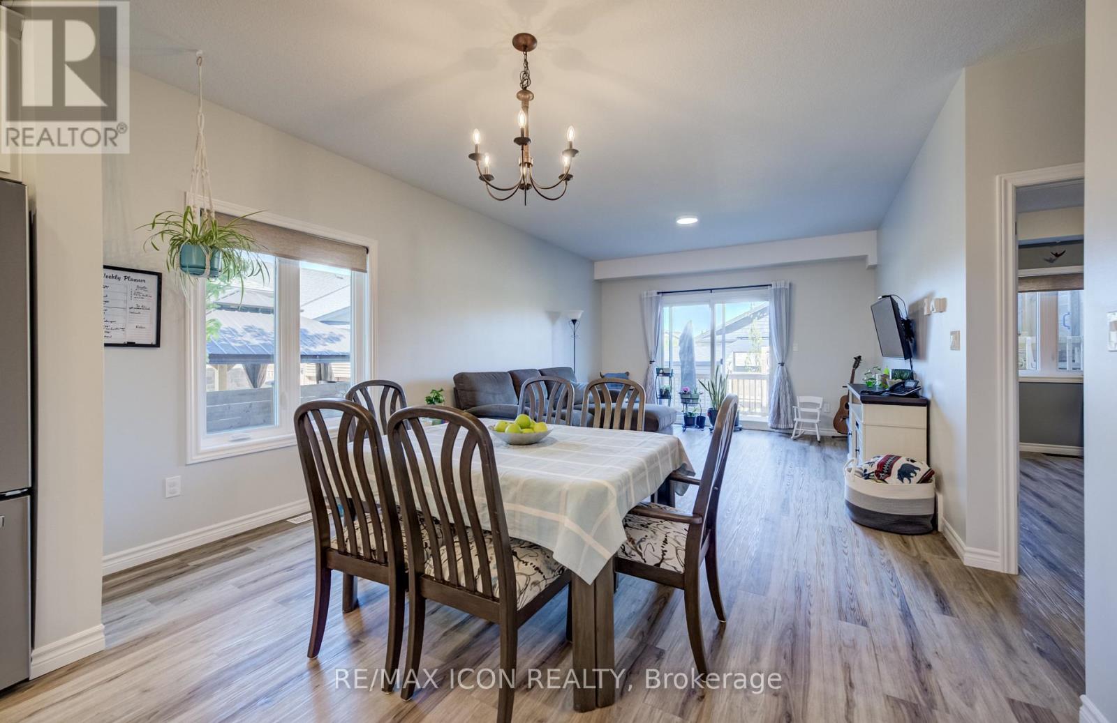 117 SARAH ROAD - 14