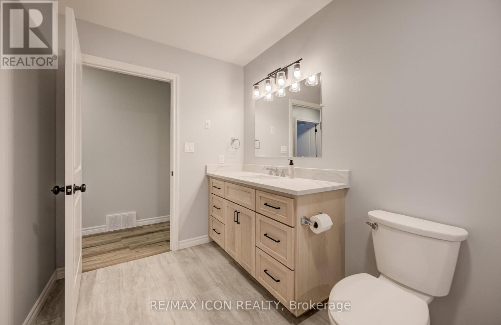 117 SARAH ROAD - 32