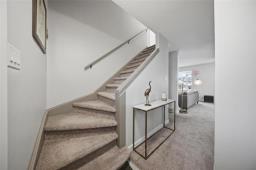 2 Leicester Square, Winnipeg, MB R3J1B7 Photo 17