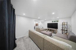 2 Leicester Square, Winnipeg, MB R3J1B7 Photo 22