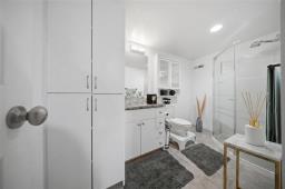 2 Leicester Square, Winnipeg, MB R3J1B7 Photo 23