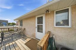 2 Leicester Square, Winnipeg, MB R3J1B7 Photo 24