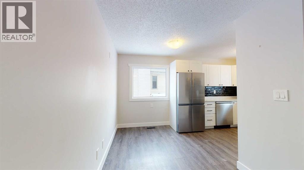 9730 117 Avenue - Photo 6