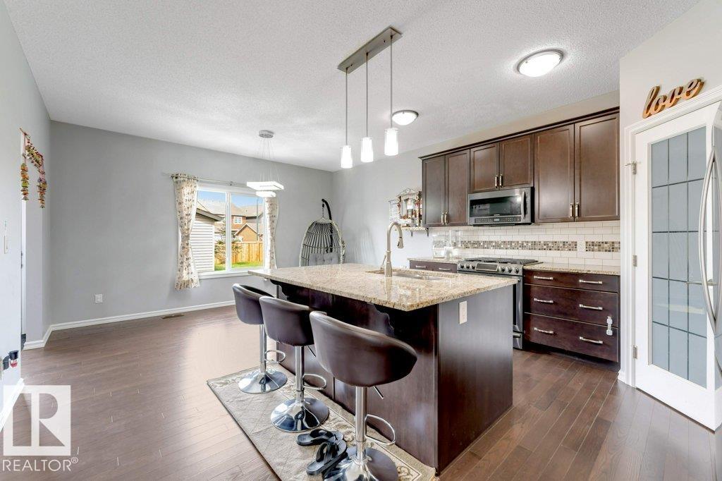2436 18 AV NW - 9