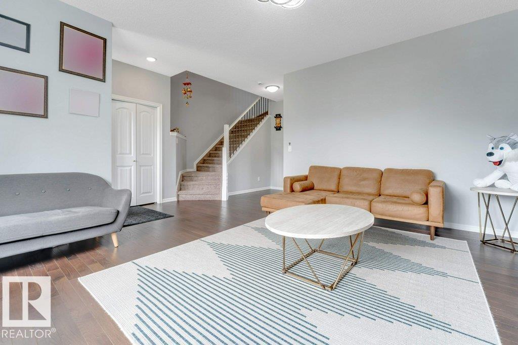 2436 18 AV NW - Image 14