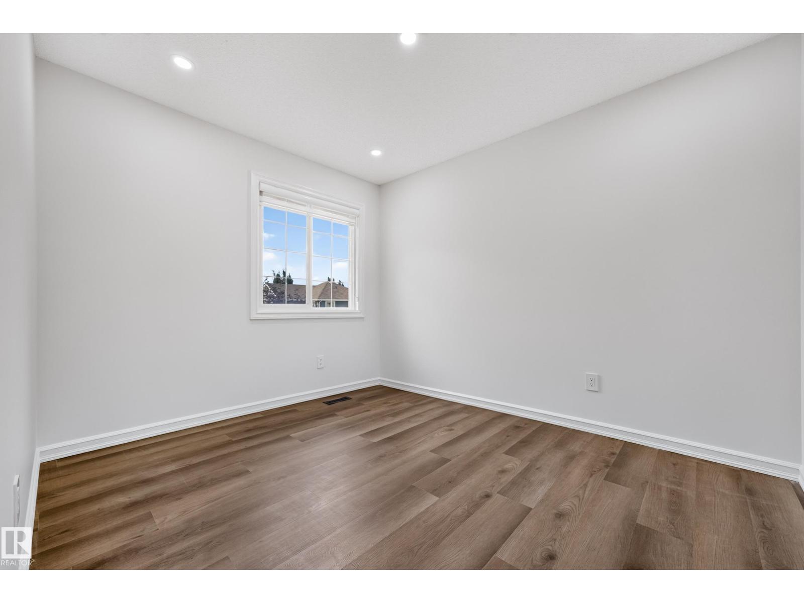 8226 180A Avenue NW - Photo 32