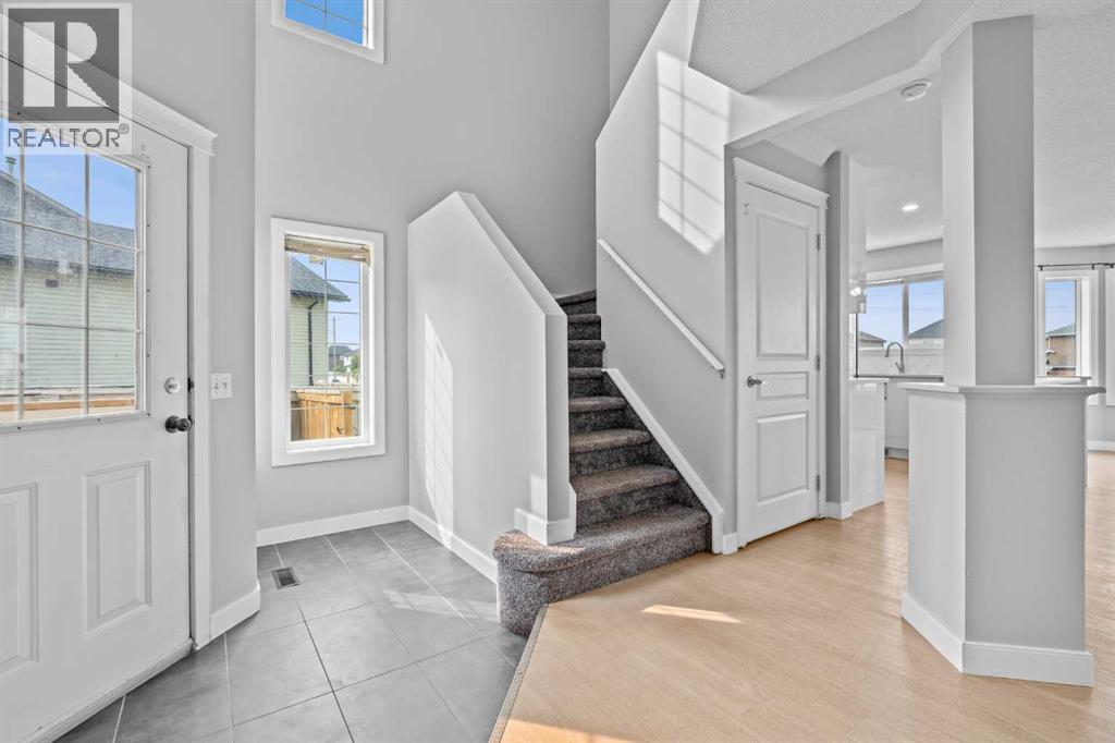 187 Martinvalley Crescent Northeast - Photo 10