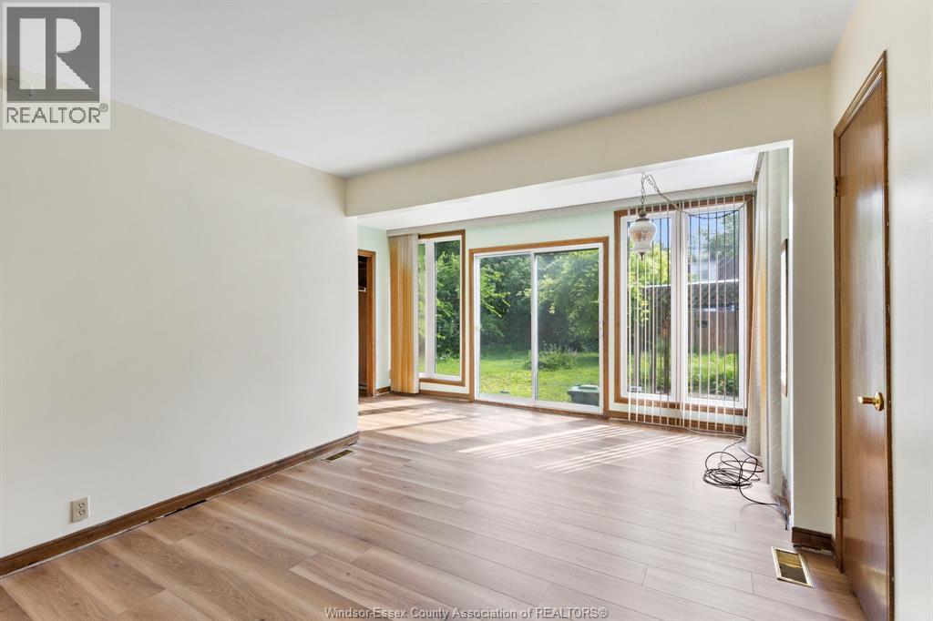 3180 MORRIS - Image 12