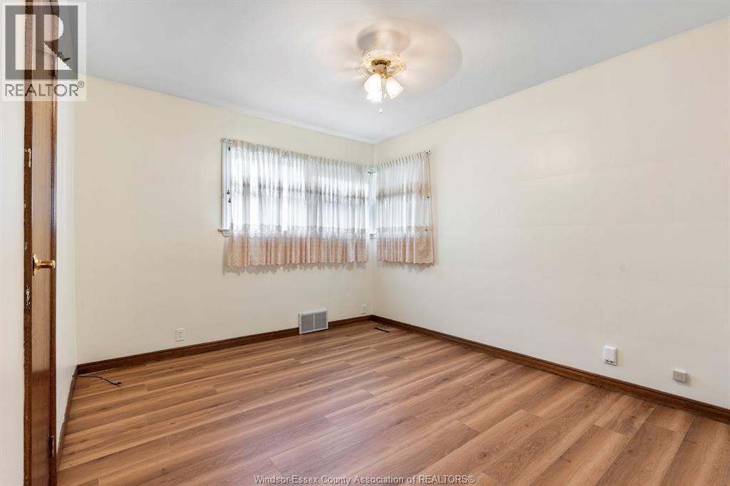 3180 MORRIS - Image 16