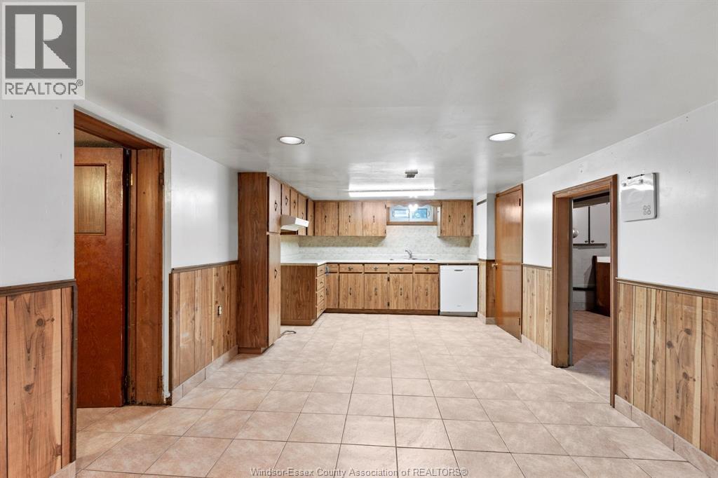 3180 MORRIS - Image 20
