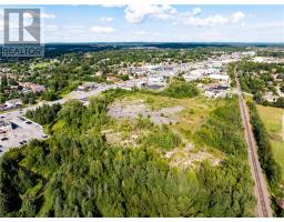 1725 Lasalle Boulevard, Sudbury, ON P3A1Z8 Photo 6