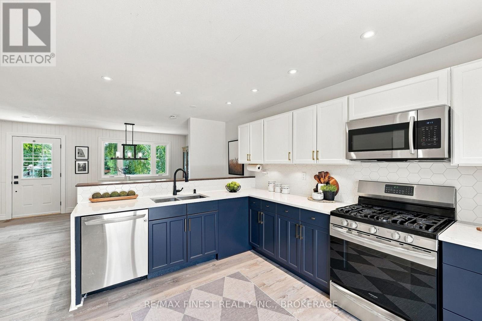 3420 ROUND LAKE ROAD - Image 13