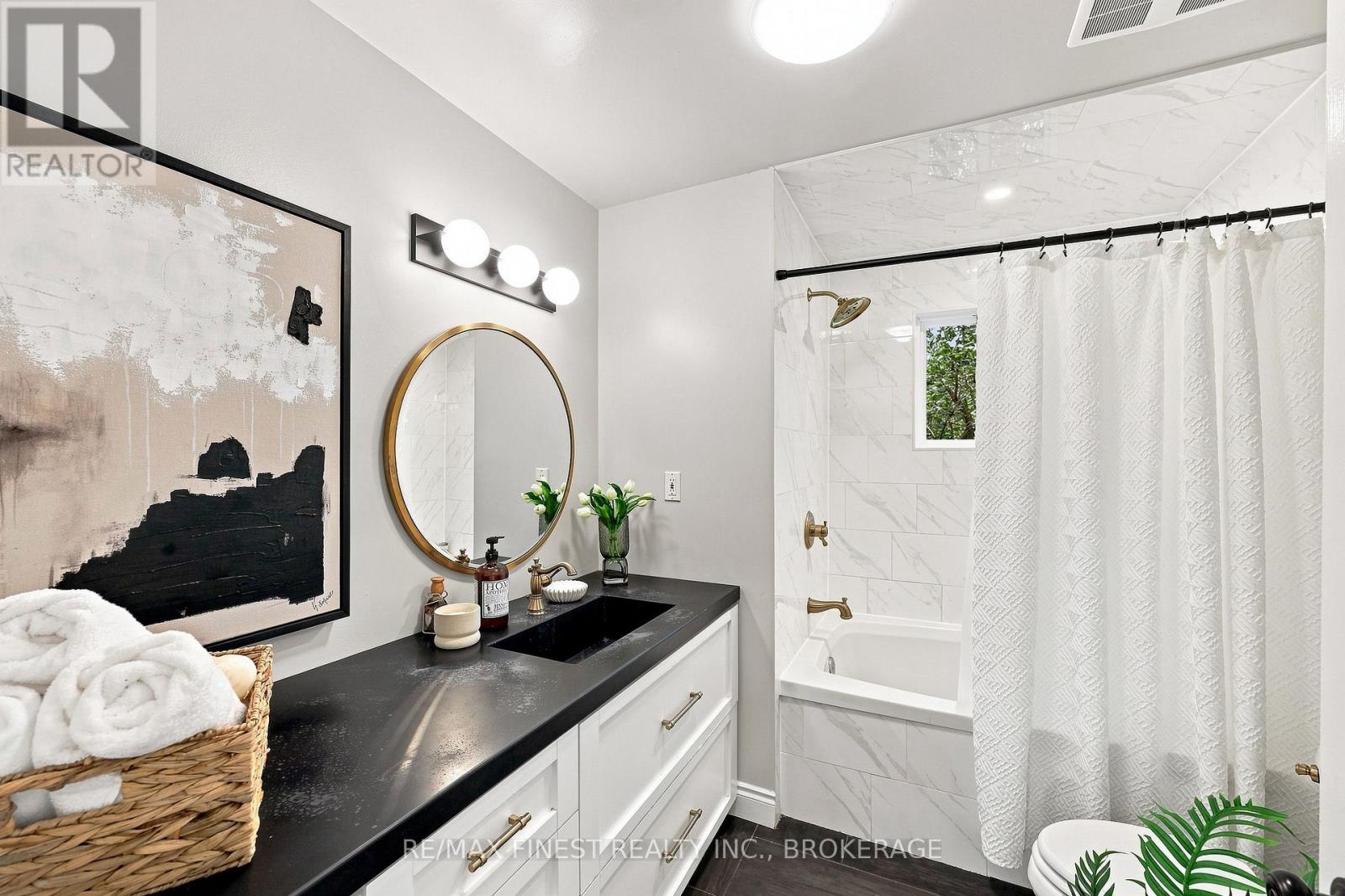3420 ROUND LAKE ROAD - Image 21