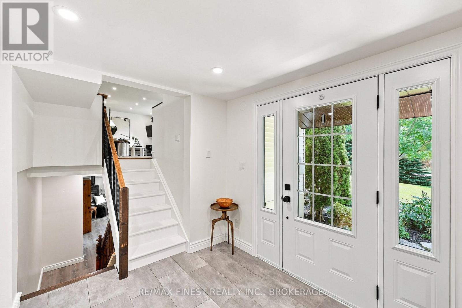 3420 ROUND LAKE ROAD - 25