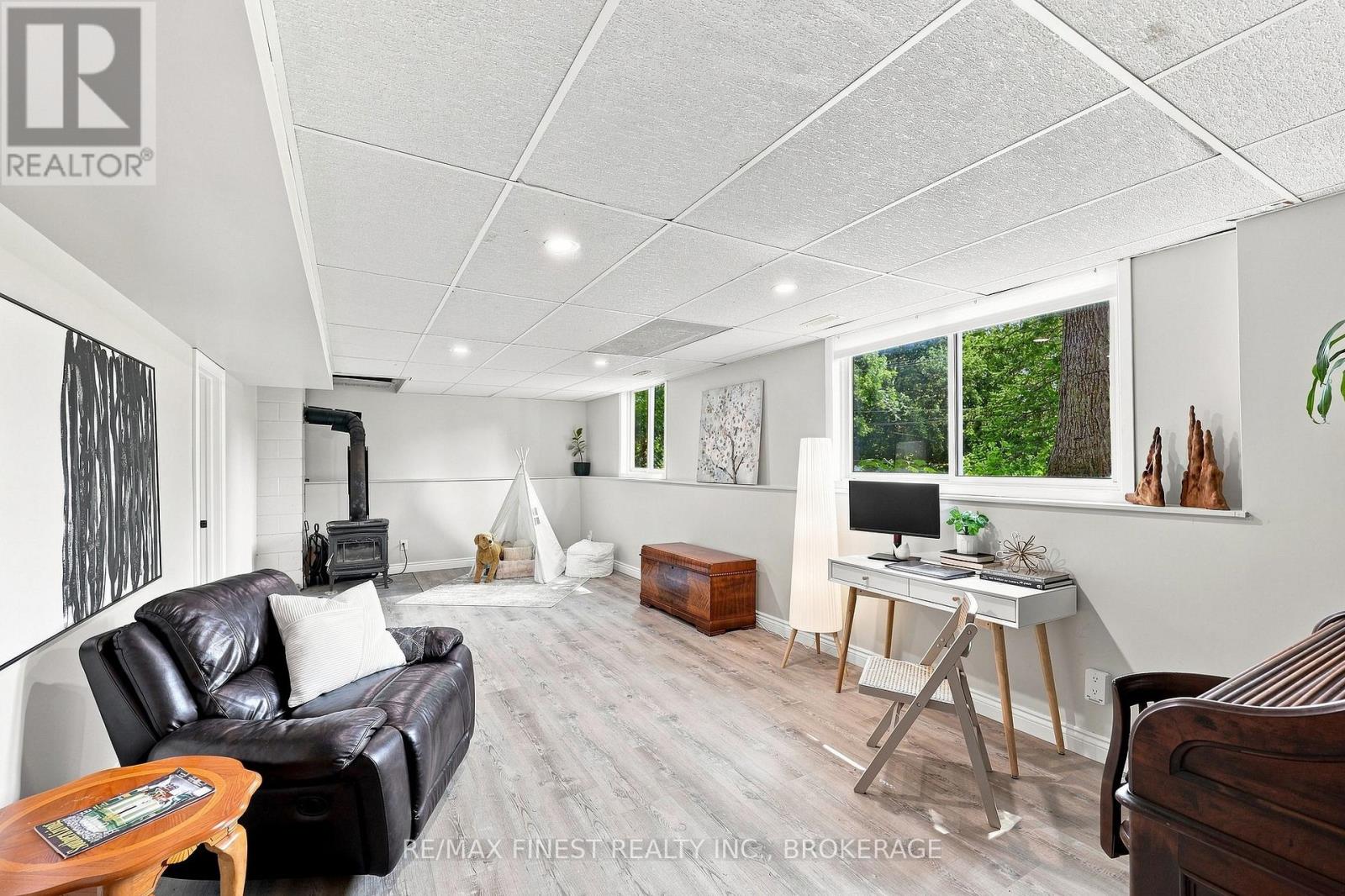 3420 ROUND LAKE ROAD - Image 27