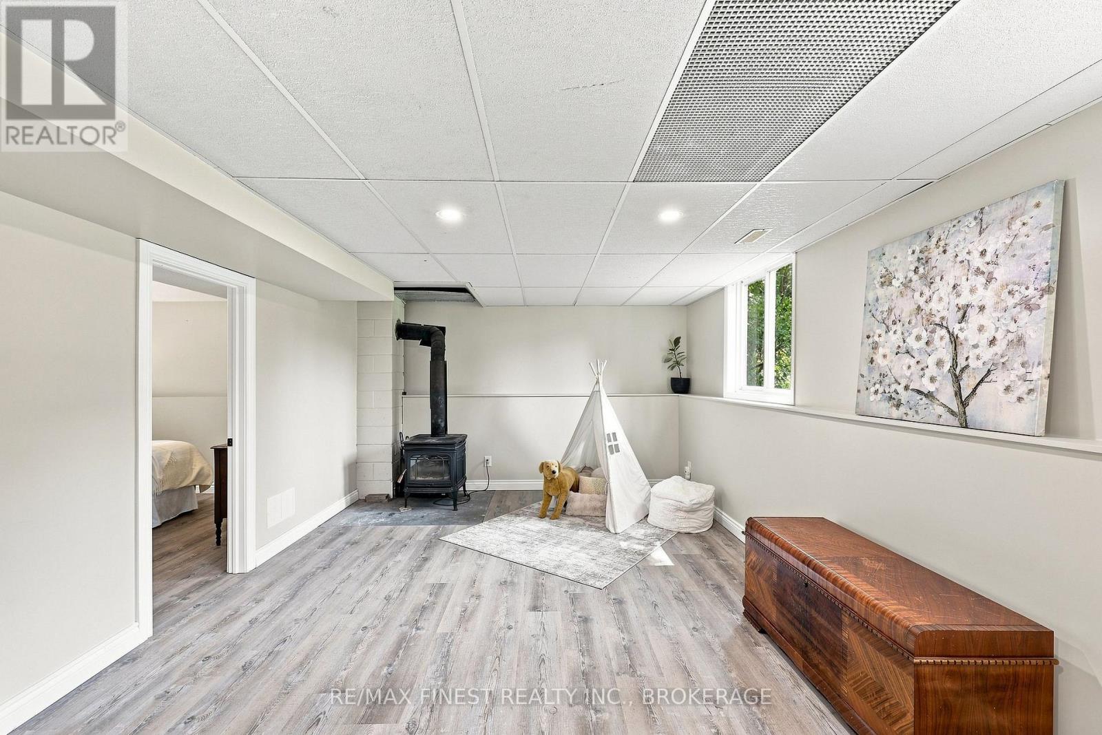 3420 ROUND LAKE ROAD - 28
