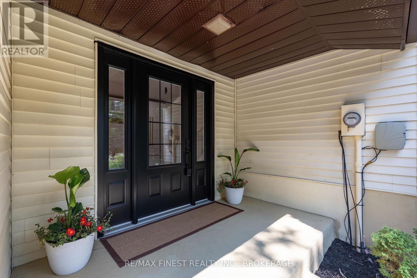 3420 ROUND LAKE ROAD - Image 4