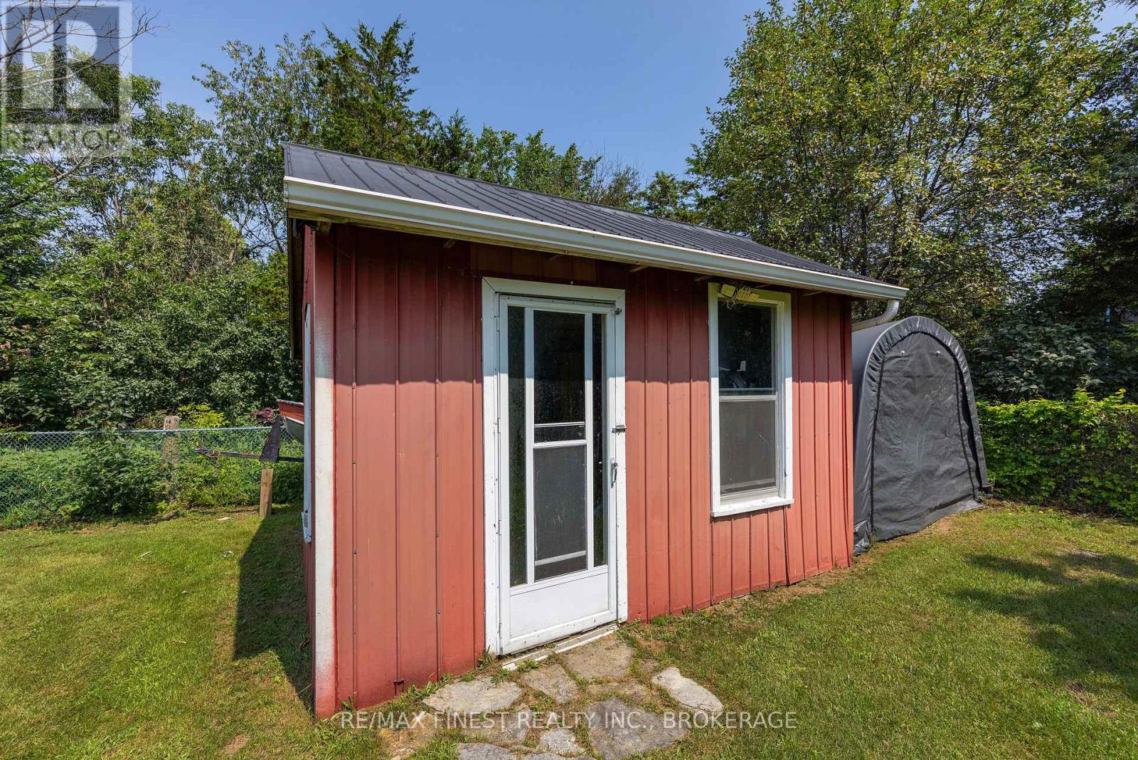 3420 ROUND LAKE ROAD - 45
