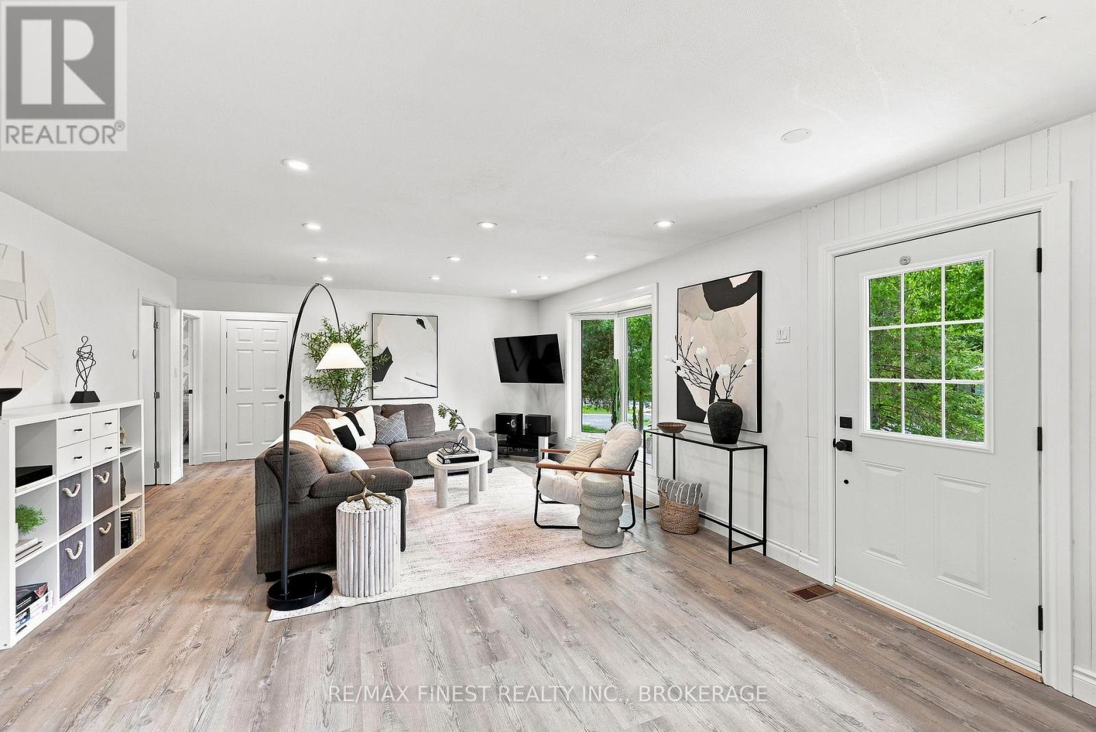 3420 ROUND LAKE ROAD - Image 5
