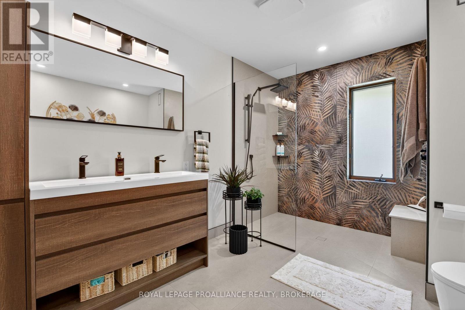 4362 SILLS BAY ROAD - Image 25