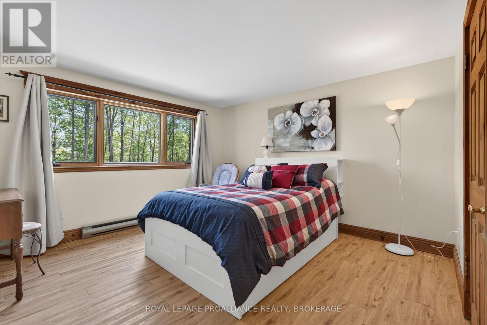 4362 SILLS BAY ROAD - Image 29
