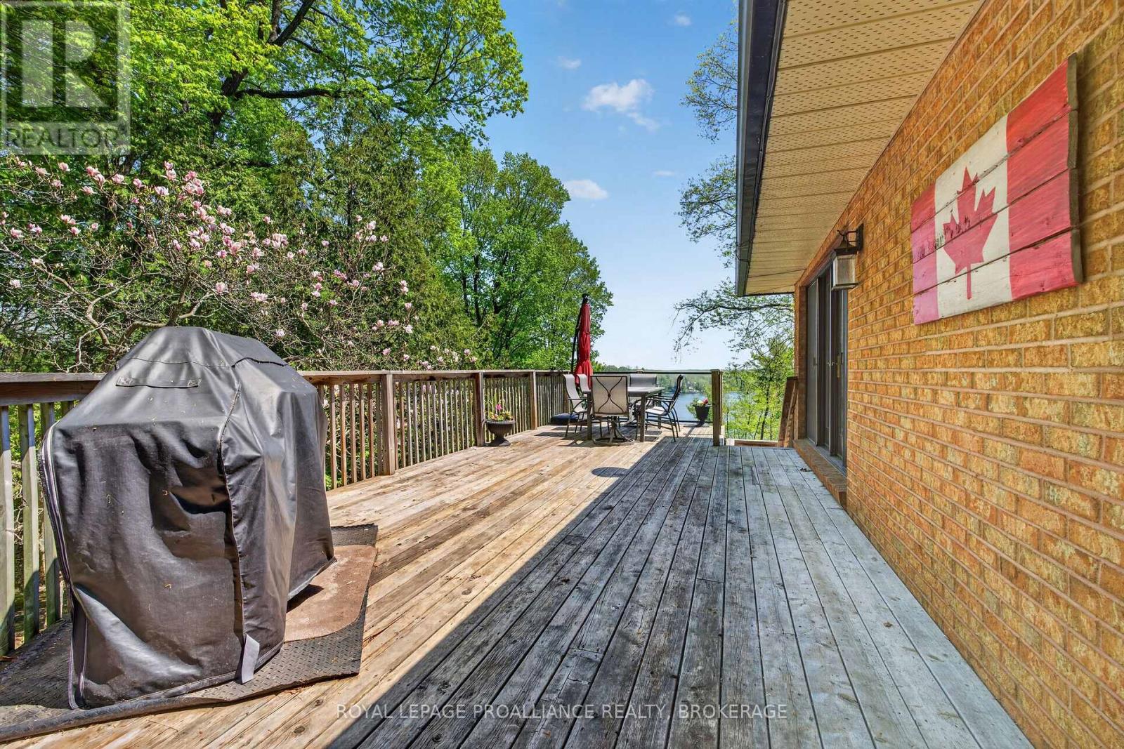 4362 SILLS BAY ROAD - Image 32