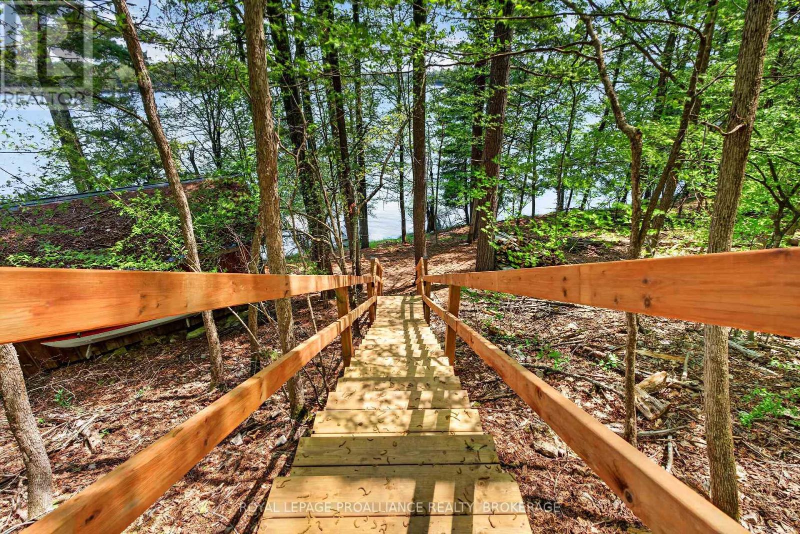4362 SILLS BAY ROAD - Image 38