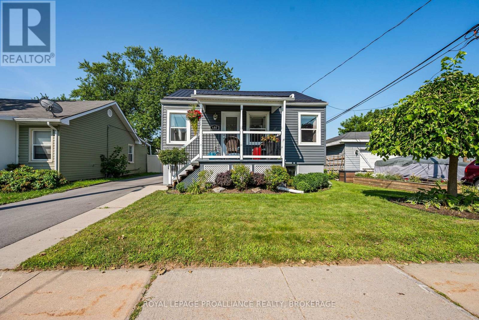680 ALFRED STREET - 2