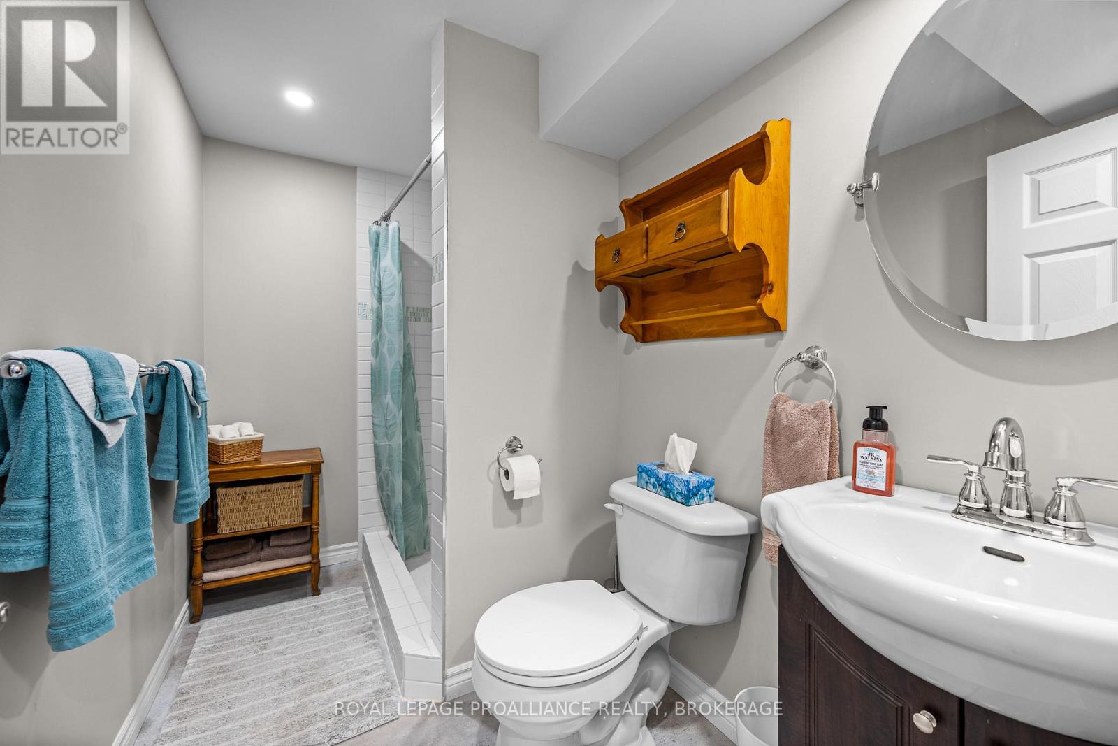 680 ALFRED STREET - Image 28