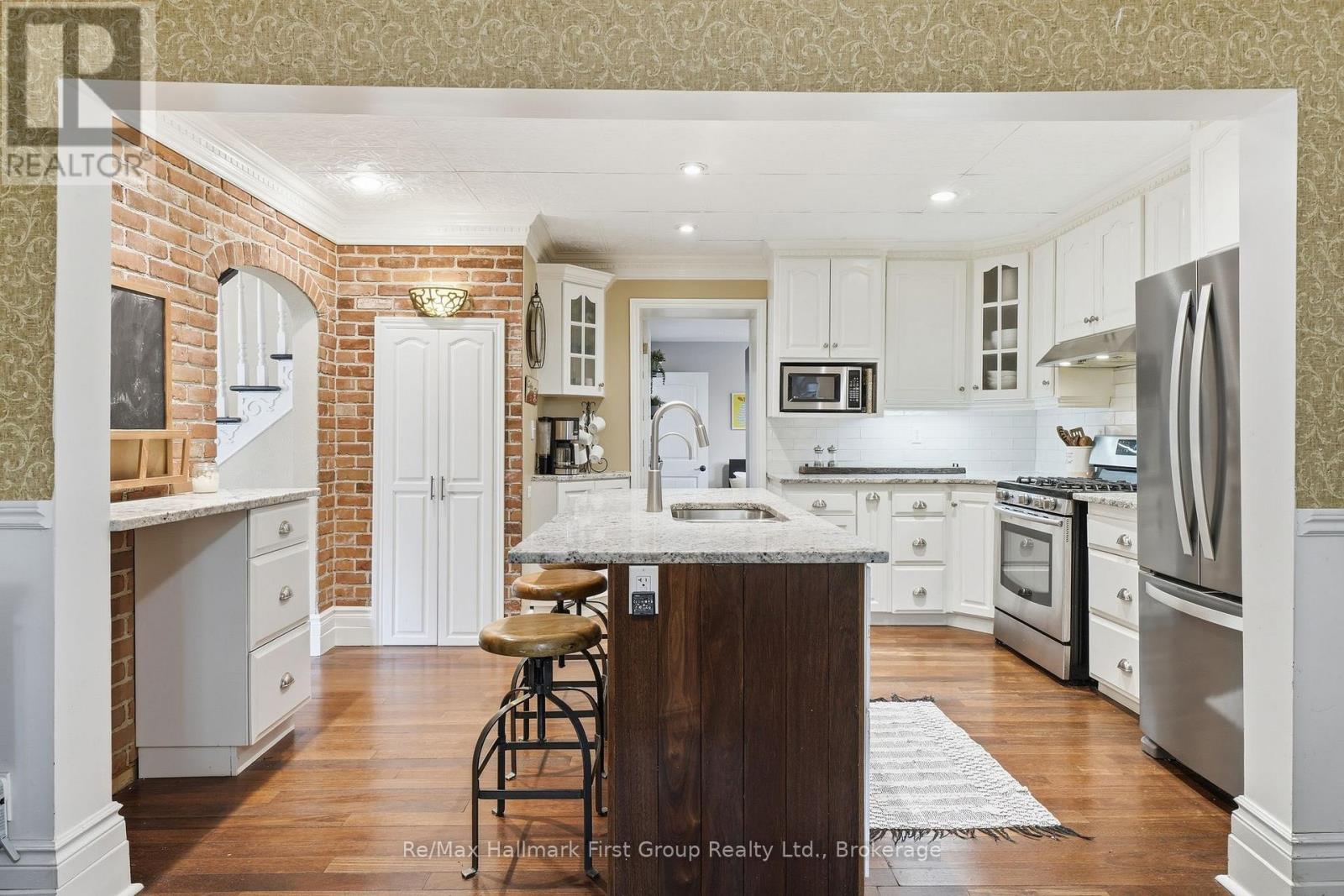 341 METCALF STREET - Image 20
