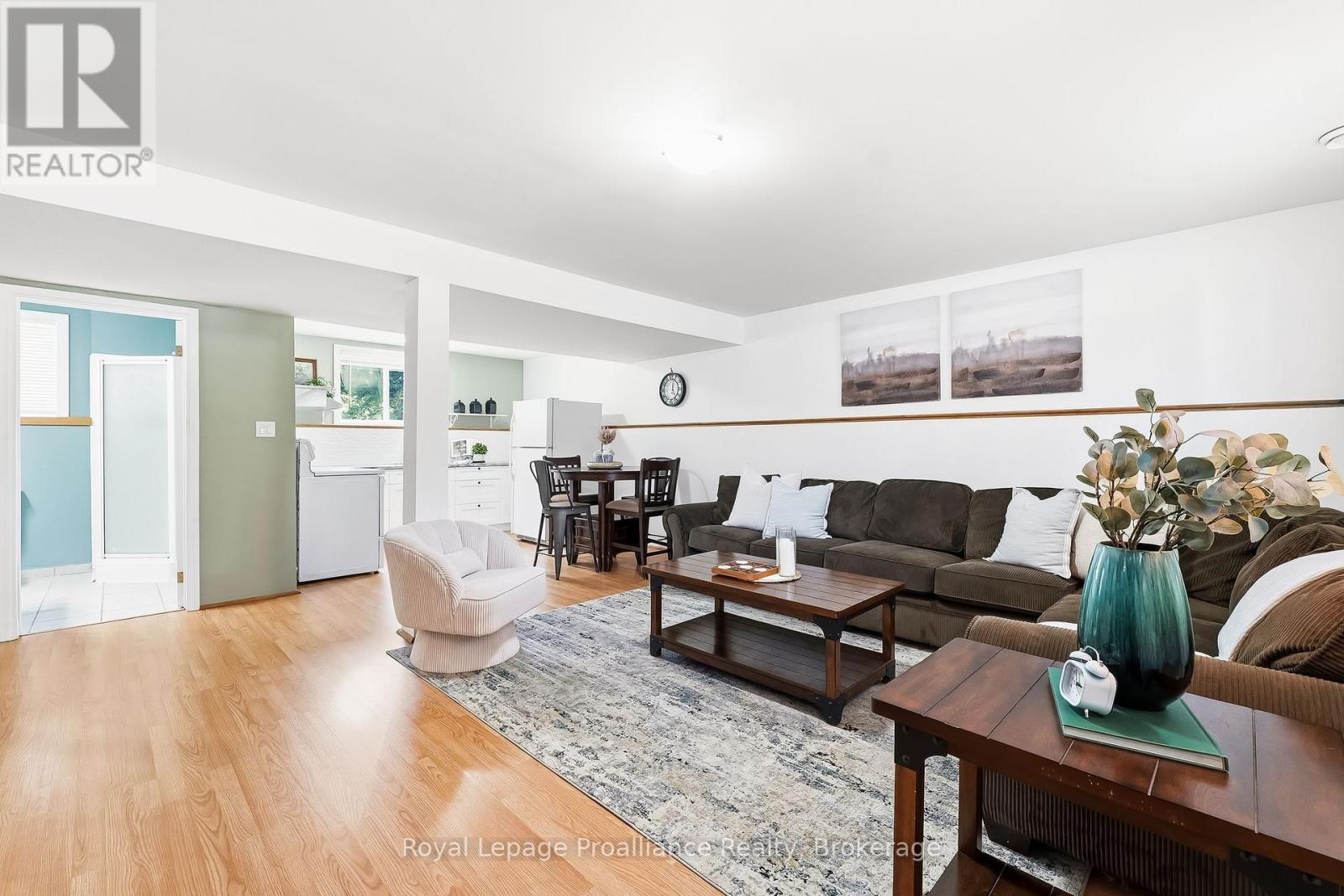51 RICHARDSON STREET - 27