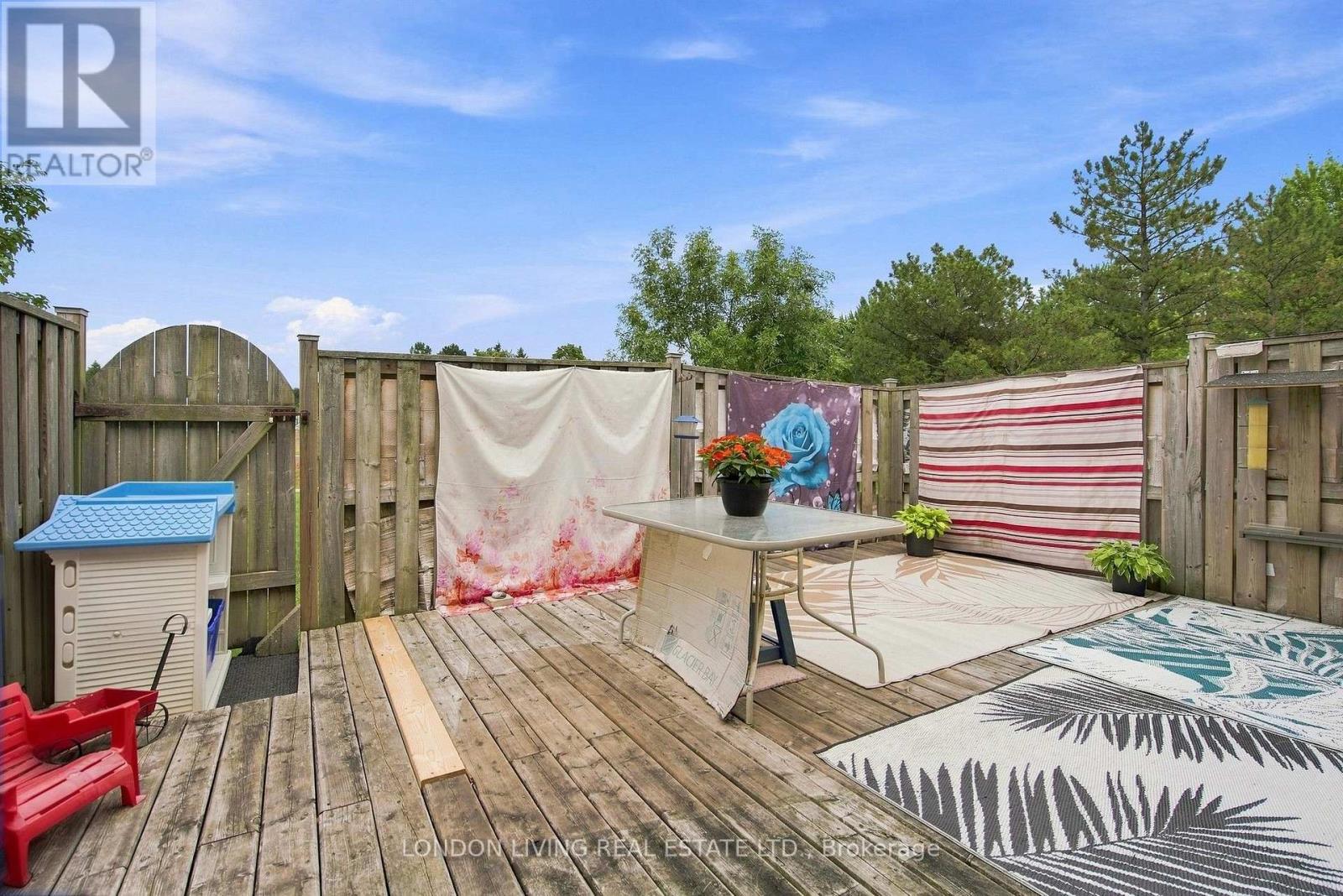 193 DEVERON CRESCENT - Image 42
