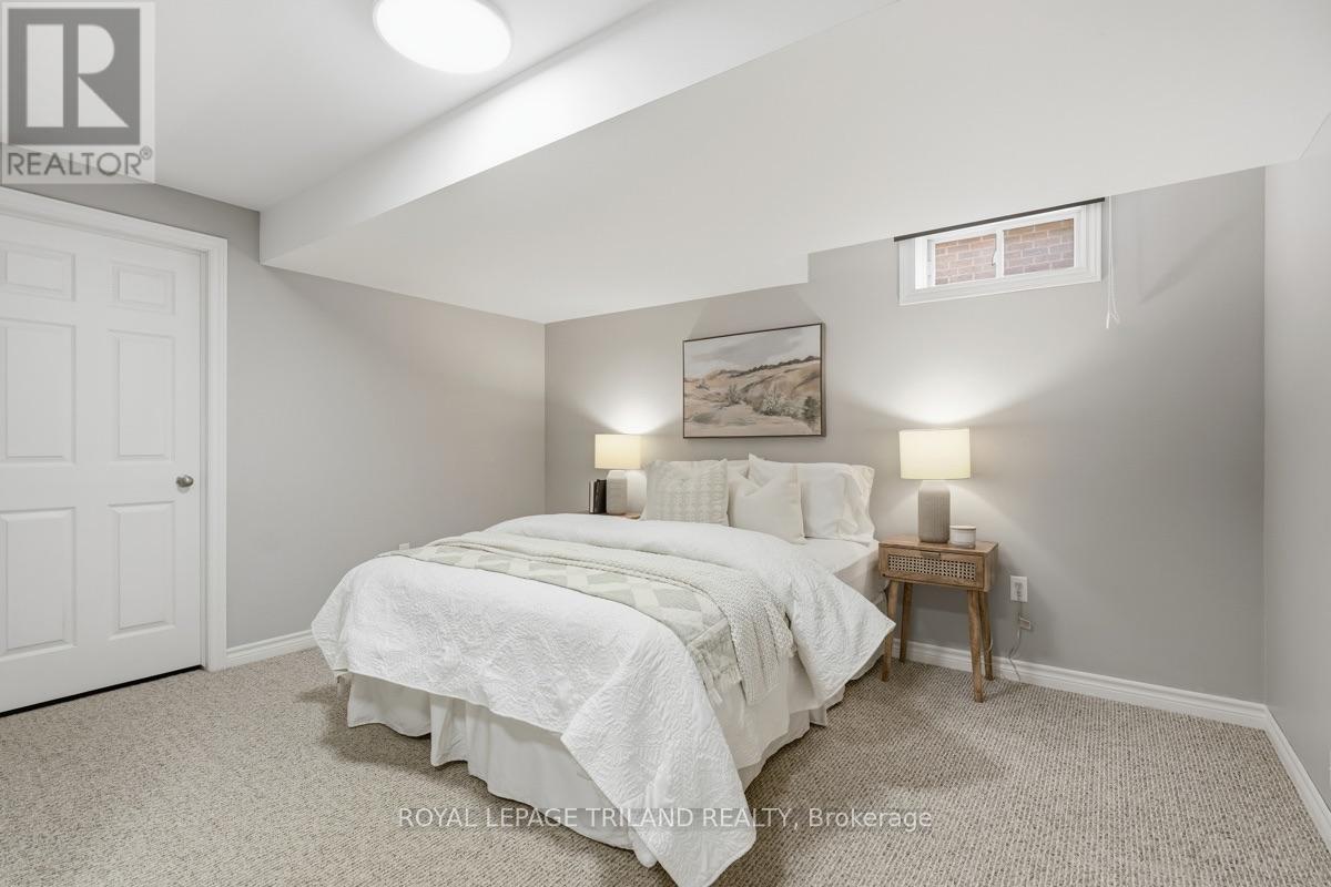 365 RICHMEADOW ROAD - Image 33