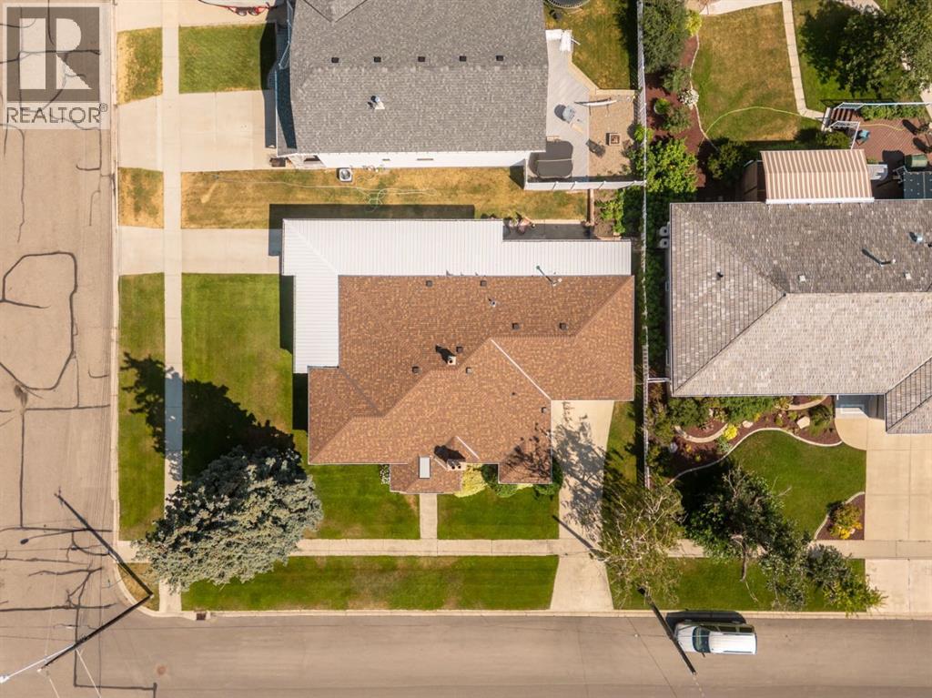 510 3 Street West - Photo 45