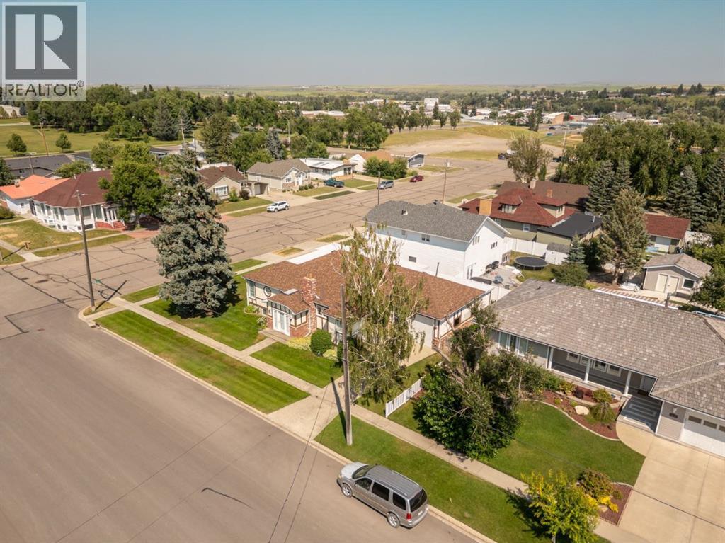 510 3 Street West - Photo 44