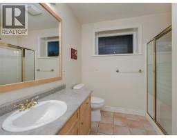 2265 Sage Lane, Saanich, BC V8N6L6 Photo 31