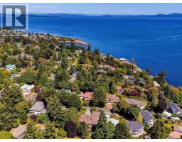 2265 Sage Lane, Saanich, BC V8N6L6 Photo 56