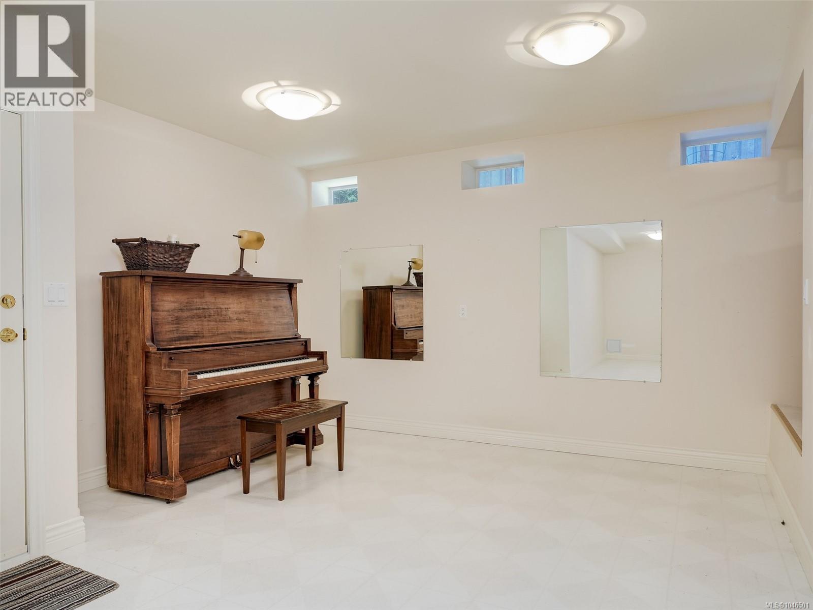  2265 Sage Lane, Saanich