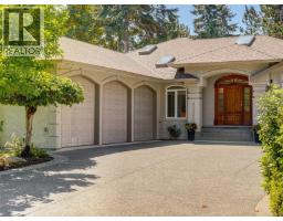 2265 Sage Lane, Saanich, BC V8N6L6 Photo 44