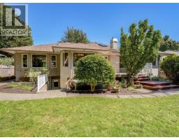 2265 Sage Lane, Saanich, BC V8N6L6 Photo 36