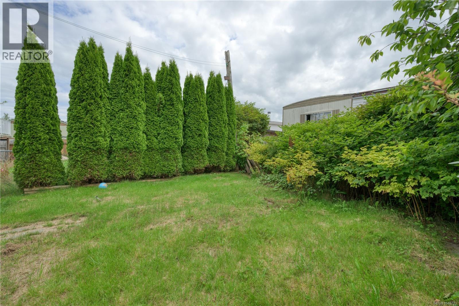 2079 Camosun Cres - 14
