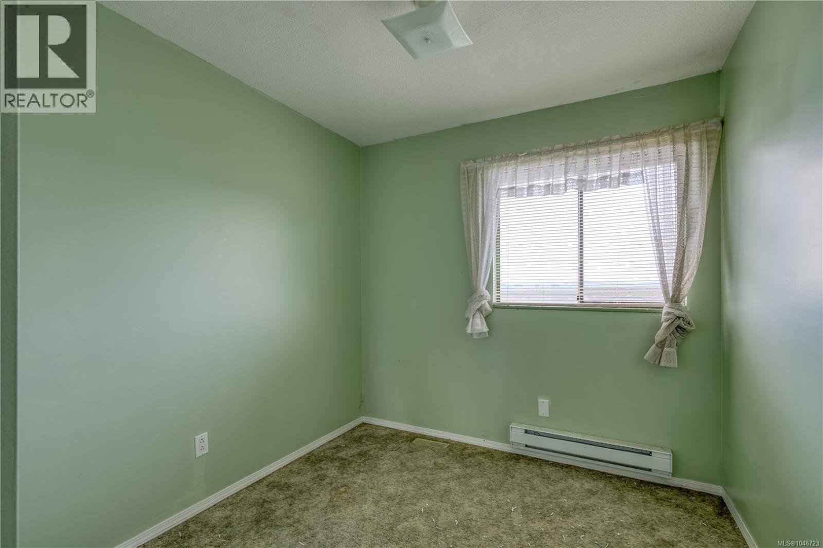 2079 Camosun Cres - 19