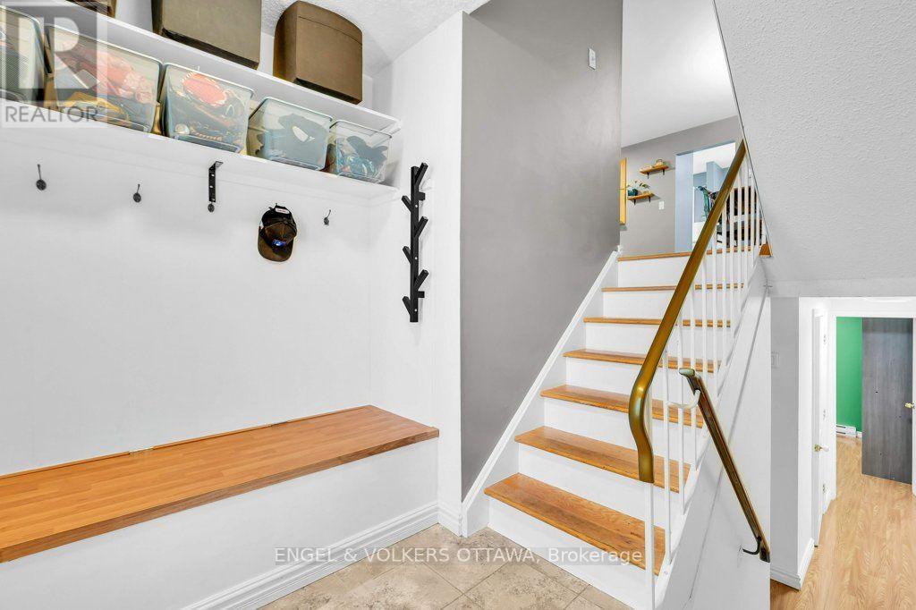 878 GRENON AVENUE - 4