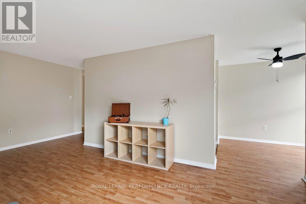#3 6 OMEARA STREET - 13