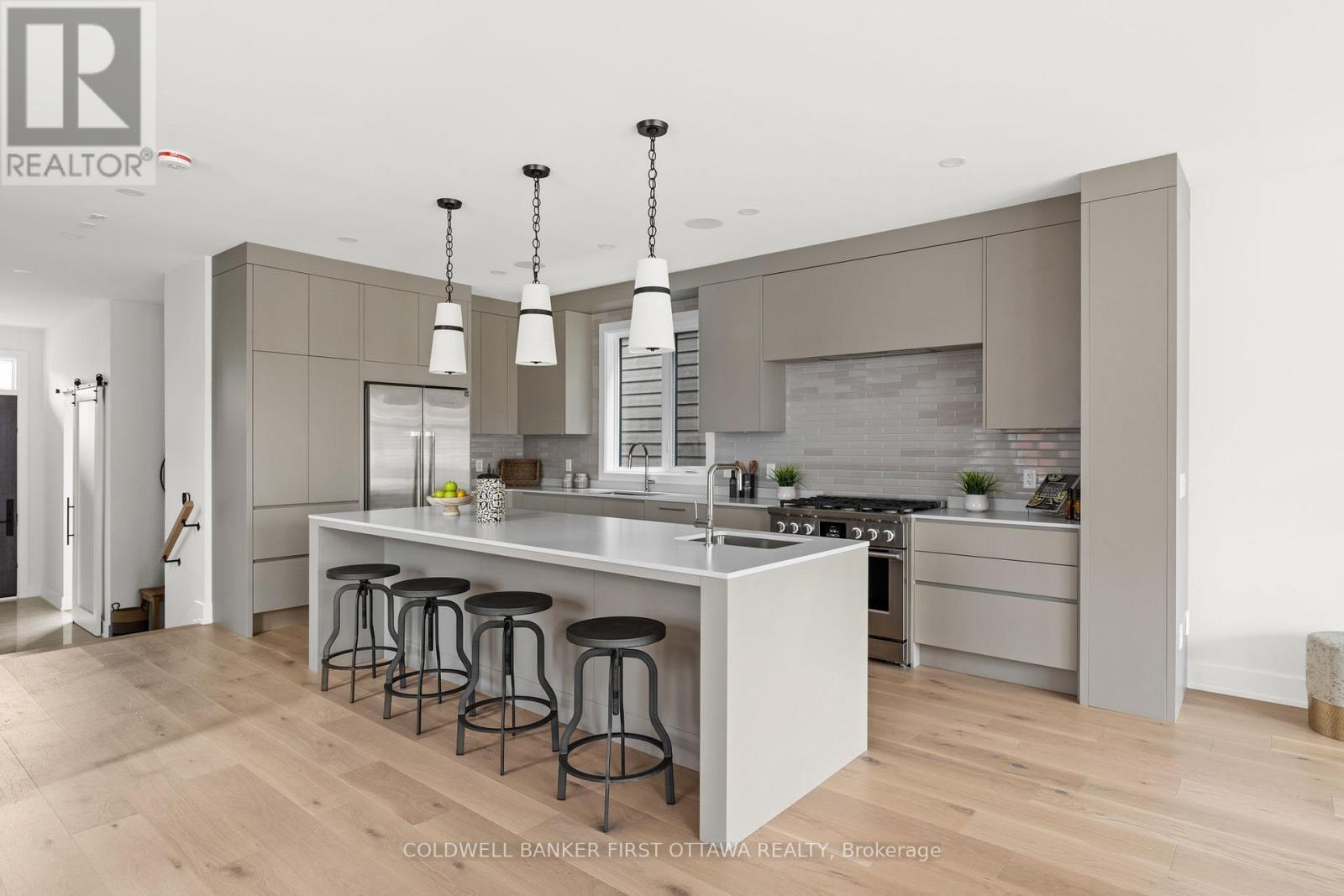 509 EDISON AVENUE - 6